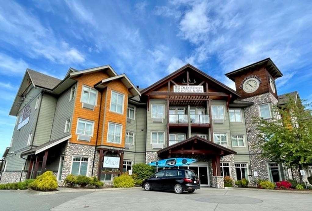 Old House Hotel 4*